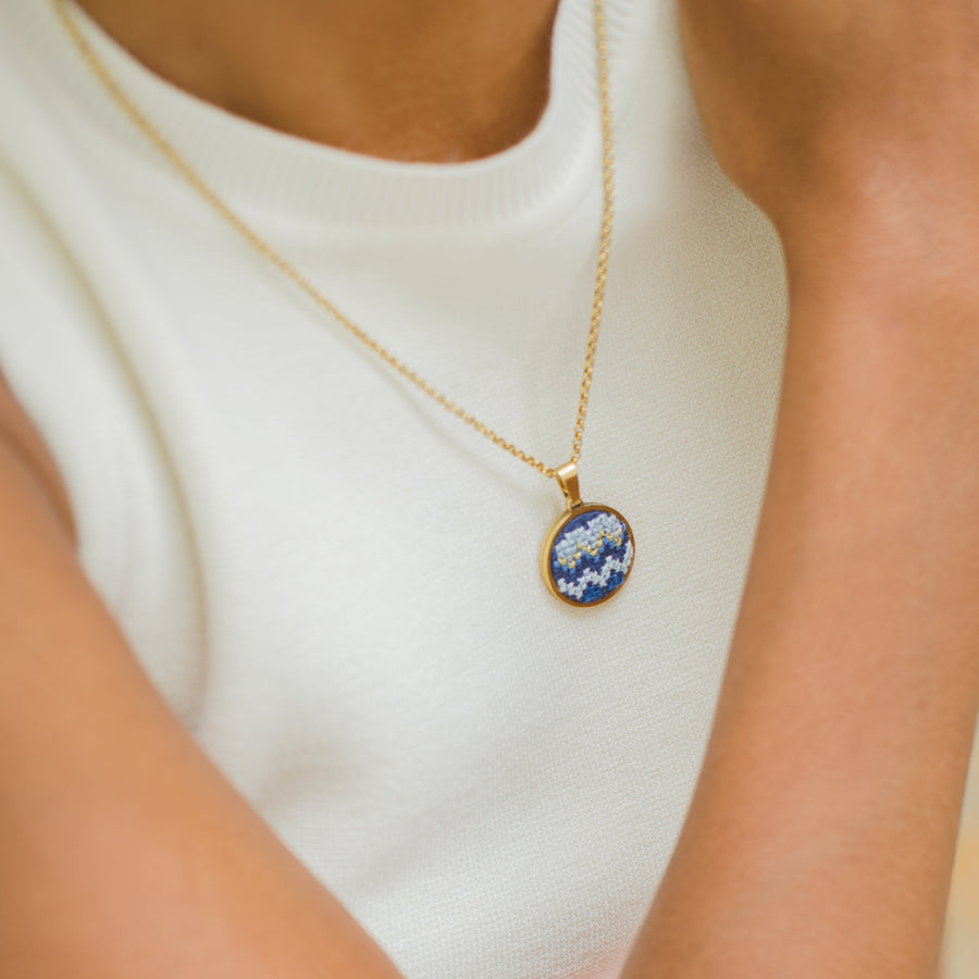 Moonshell Gold Nuusum Necklace in Blue